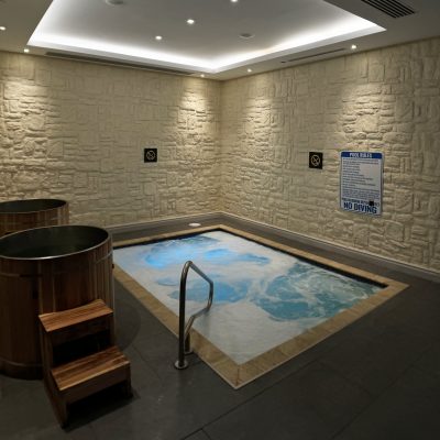 Hydromassage Pool